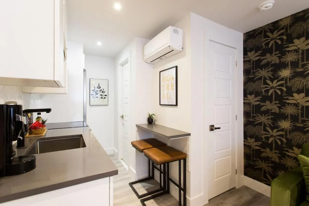 Palms Little Italy Studio With Full Bathroom By Denstays Montreal 0*,  Canada